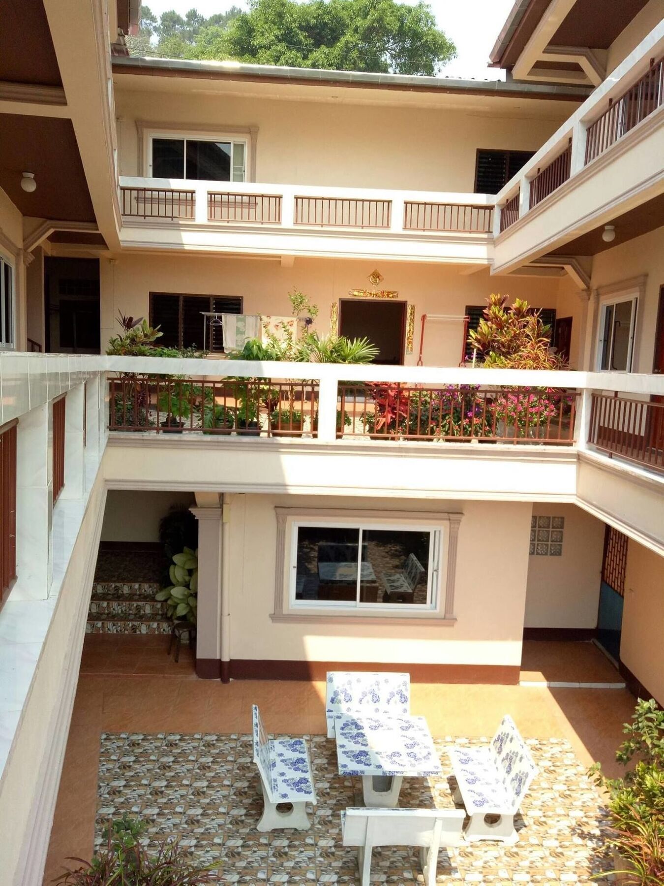 Hotel Happy House At Maesalong Chiang Rai Exterior foto