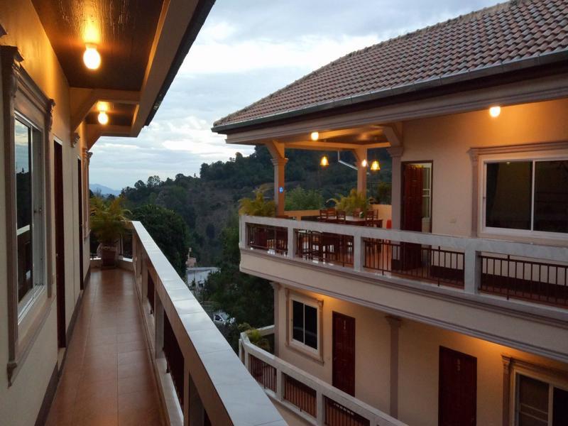 Hotel Happy House At Maesalong Chiang Rai Exterior foto
