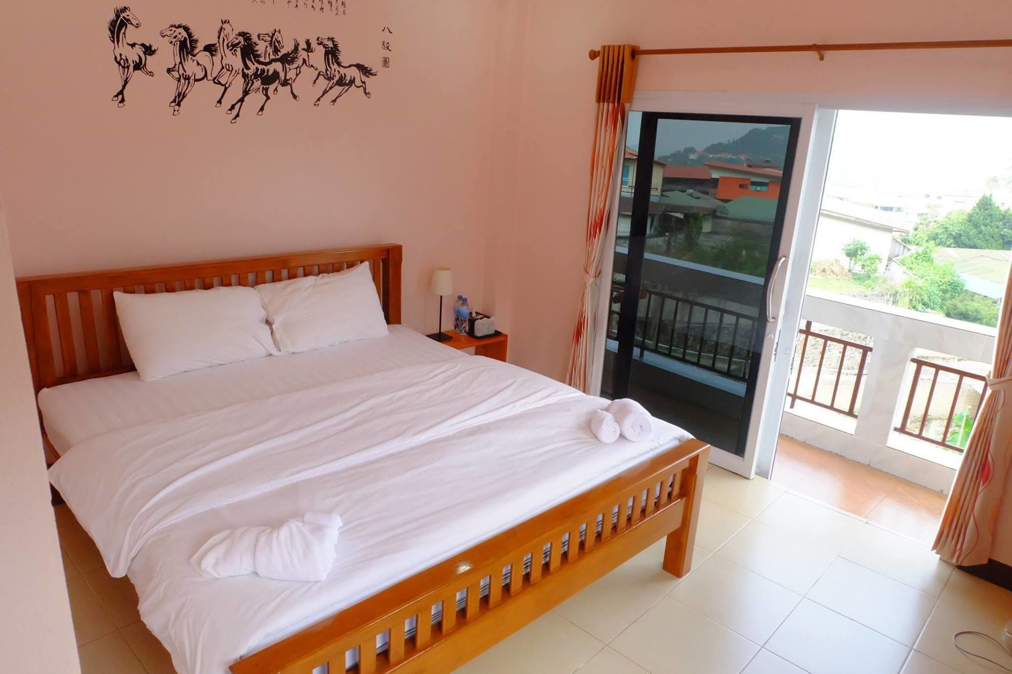 Hotel Happy House At Maesalong Chiang Rai Exterior foto
