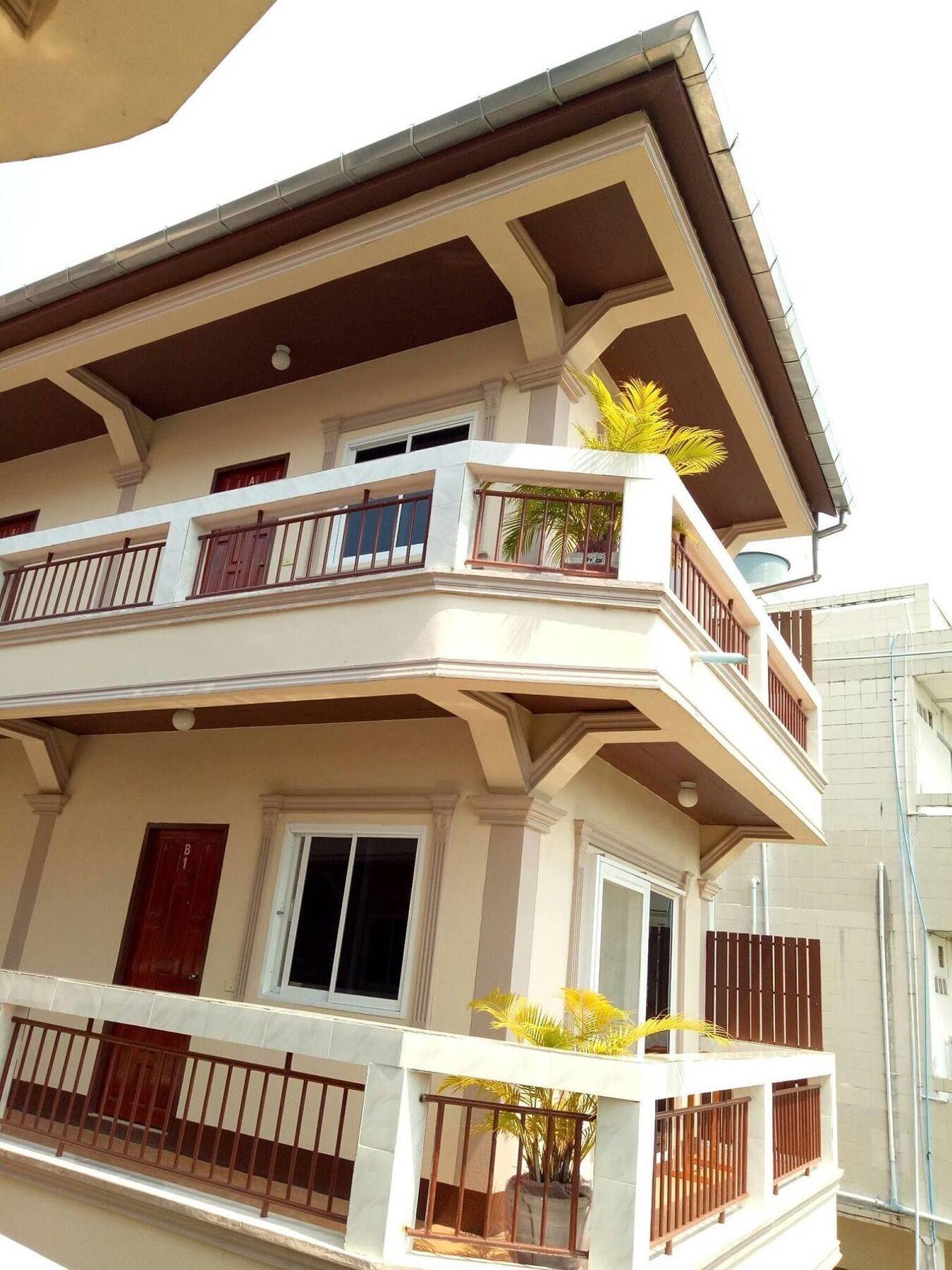 Hotel Happy House At Maesalong Chiang Rai Exterior foto